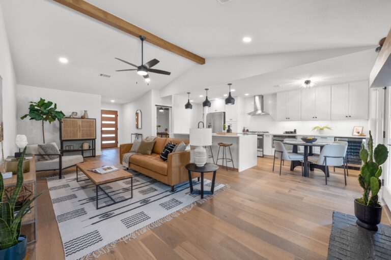 007-432151-2404 Monarch Dr_12068770